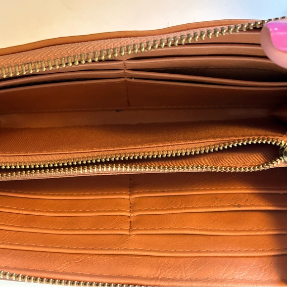 Woven Leather Wallet- Camel Color - Picture 7 of 7